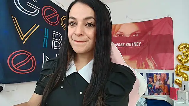 LovelyAzucena online show from July 2026 02:13:01 PM