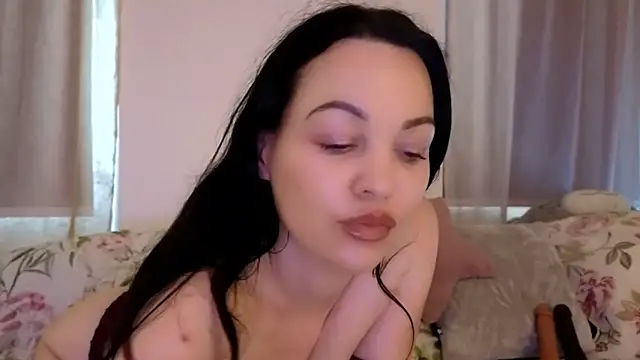 Lilie romeo online show from October 2025 09:40:01 AM