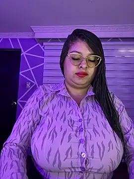 MiiaaJoness online show from October 2025 03:12:01 PM