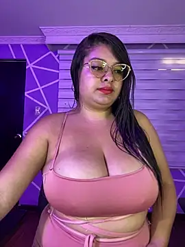 MiiaaJoness online show from October 2025 03:04:01 PM