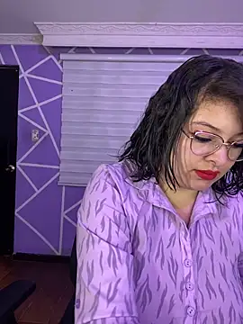 MiiaaJoness online show from June 2026 03:40:01 PM