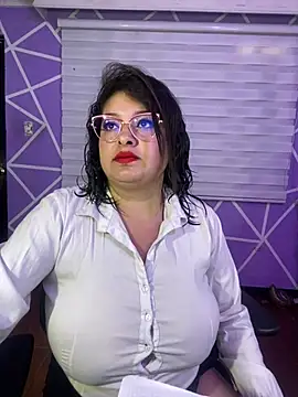 MiiaaJoness online show from July 2026 03:36:01 PM