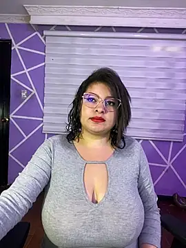 MiiaaJoness online show from July 2026 03:29:02 PM
