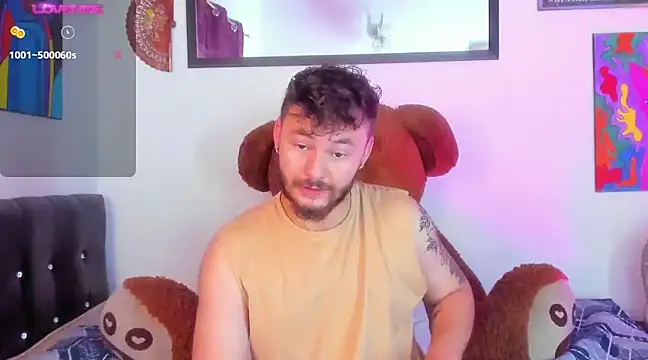 Snapshot of JacoLive chatting on March 2025 09:21:01 PM JacoLive online show from March 2025 09:21:01 PM