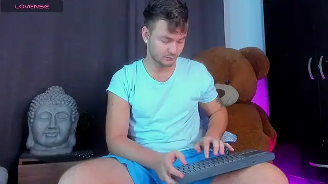 Snapshot of JacoLive chatting on October 2025 11:03:02 PM JacoLive online show from October 2025 11:03:02 PM