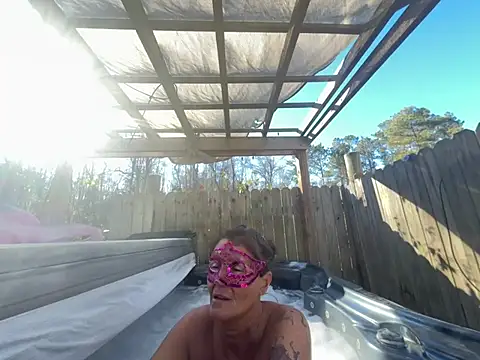 Snapshot of prainxxx22 chatting on January 2025 07:38:02 PM prainxxx22 online show from January 2025 07:38:02 PM