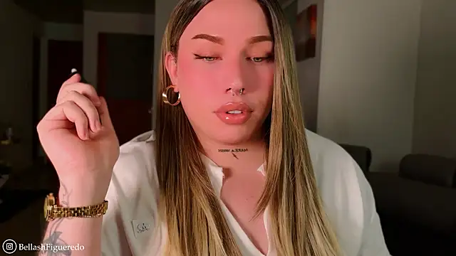 Snapshot of IsabellaFigueredo__ chatting on April 2026 10:10:02 PM IsabellaFigueredo online show from April 2026 10:10:02 PM