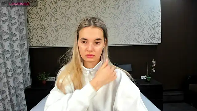 Donna Evans online show from January 2025 12:09:01 AM