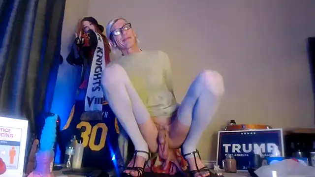 Snapshot of Taylorsexbot chatting on January 2025 03:29:02 AM Taylorsexbot online show from January 2025 03:29:02 AM