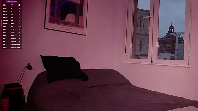 mrj99219 online show from April 2026 06:30:01 PM