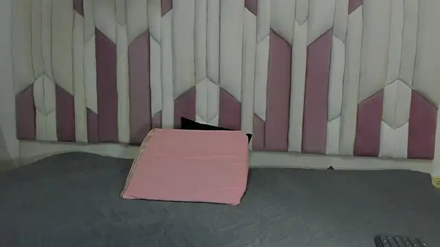 Snapshot of lucyy_gray chatting on February 2025 03:12:02 AM lucyy gray online show from February 2025 03:12:02 AM