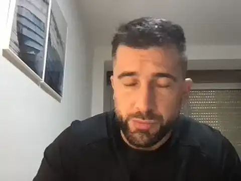 Snapshot of alex877x chatting on December 2024 08:52:01 AM alex877x online show from December 2024 08:52:01 AM