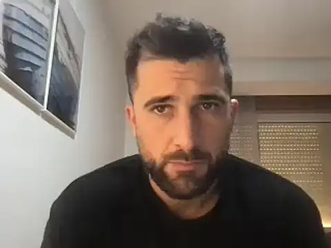 Snapshot of alex877x chatting on December 2024 08:07:02 AM alex877x online show from December 2024 08:07:02 AM