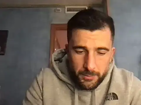 Snapshot of alex877x chatting on January 2025 03:27:01 PM alex877x online show from January 2025 03:27:01 PM