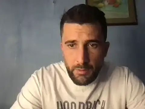 Snapshot of alex877x chatting on January 2025 12:18:01 PM alex877x online show from January 2025 12:18:01 PM