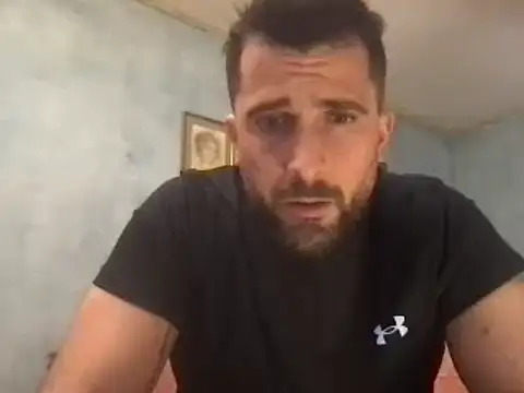 Snapshot of alex877x chatting on January 2025 01:17:01 PM alex877x online show from January 2025 01:17:01 PM