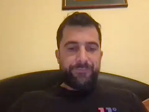 Snapshot of alex877x chatting on January 2025 09:02:02 AM alex877x online show from January 2025 09:02:02 AM