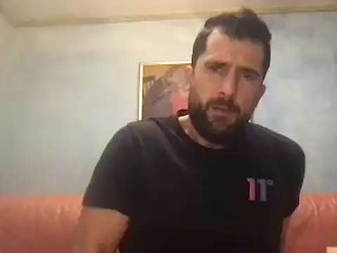 Snapshot of alex877x chatting on January 2025 11:17:01 AM alex877x online show from January 2025 11:17:01 AM