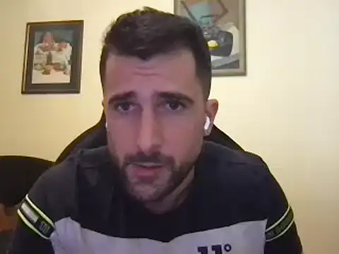 Snapshot of alex877x chatting on February 2025 09:11:01 AM alex877x online show from February 2025 09:11:01 AM