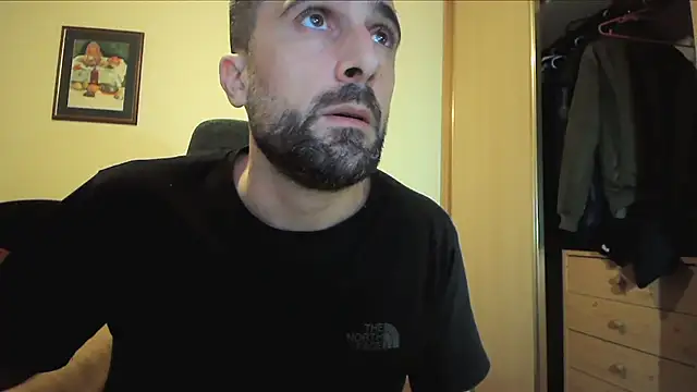 Snapshot of alex877x chatting on March 2025 02:55:02 PM alex877x online show from March 2025 02:55:02 PM