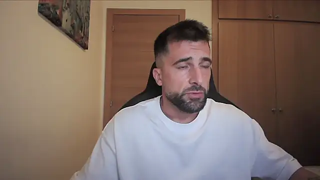 Snapshot of alex877x chatting on September 2025 05:01:02 AM alex877x online show from September 2025 05:01:02 AM