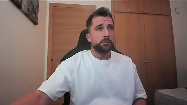 Snapshot of alex877x chatting on October 2025 09:39:02 AM alex877x online show from October 2025 09:39:02 AM