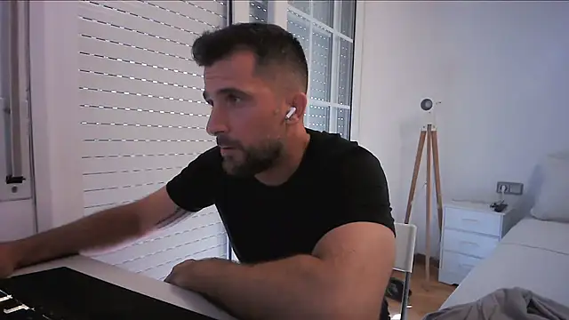 alex877x online show from July 2026 05:20:01 PM