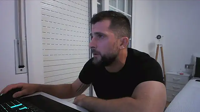 alex877x online show from July 2026 06:06:02 PM