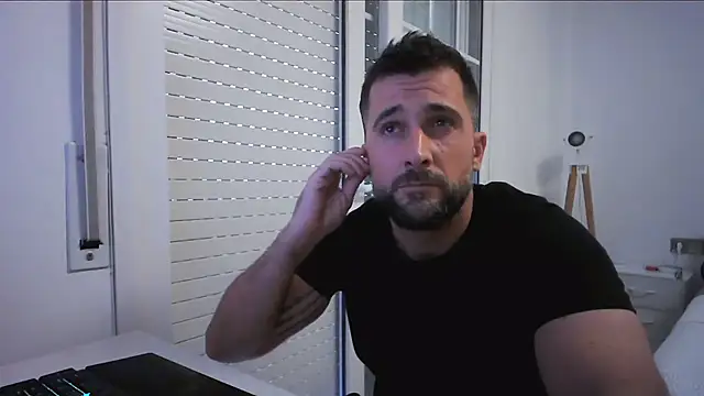 alex877x online show from July 2026 05:31:01 PM