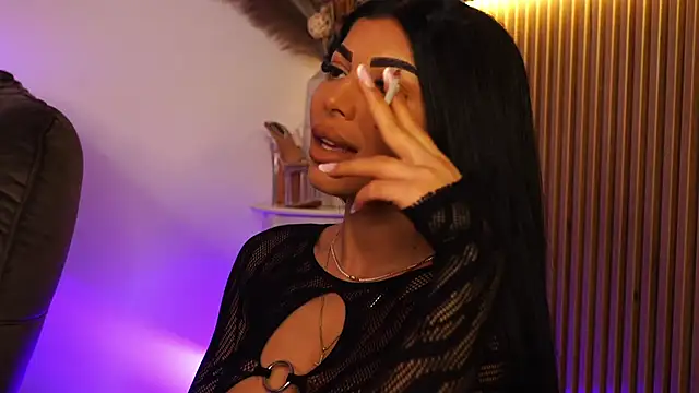 Snapshot of KimyBroox chatting on February 2026 11:08:01 PM KimyBroox online show from February 2026 11:08:01 PM