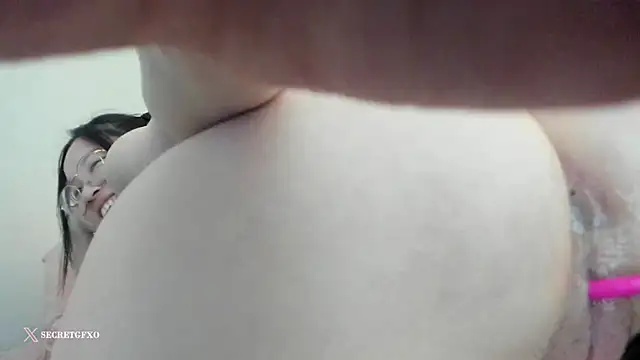 Snapshot of secretgirlfriendxo chatting on January 2025 04:41:01 PM secretgirlfriendxo online show from January 2025 04:41:01 PM