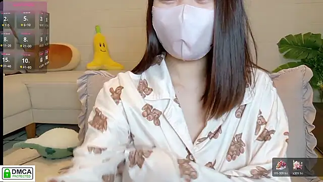 Snapshot of SUZU_ chatting on January 2026 09:38:02 PM SUZU online show from January 2026 09:38:02 PM