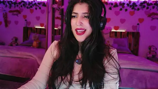 azahar  ziiz online show from April 2026 01:08:01 AM