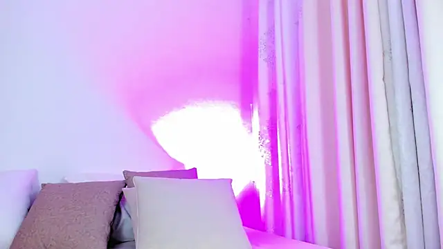 Snapshot of Abby__colins chatting on January 2025 04:50:02 PM Abby colins online show from January 2025 04:50:02 PM