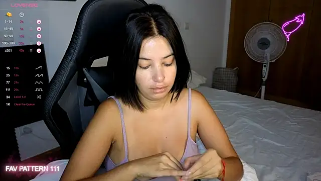 AnnaQueen online show from September 2025 02:00:02 AM