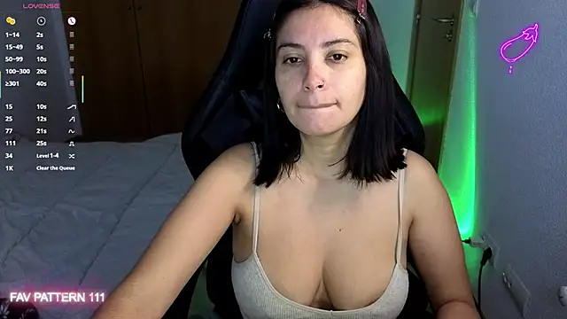 AnnaQueen online show from March 2026 02:37:01 AM