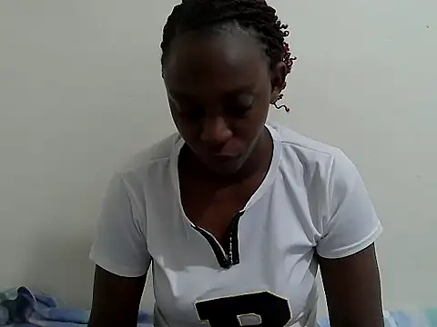 Snapshot of lizbela1 chatting on May 2026 04:19:01 AM lizbela1 online show from May 2026 04:19:01 AM