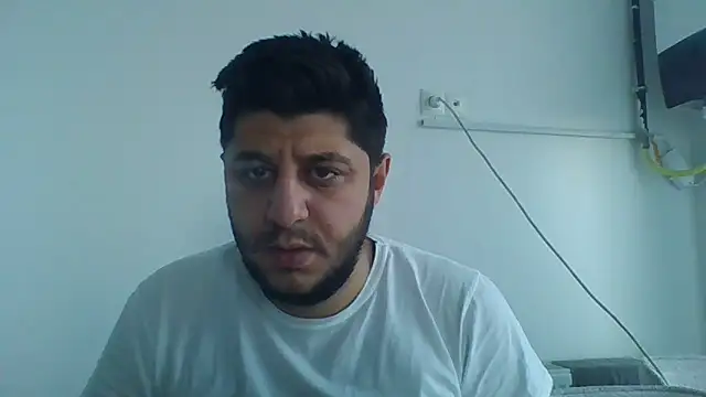 Snapshot of erkekkkadam chatting on January 2025 05:15:02 AM erkekkkadam online show from January 2025 05:15:02 AM