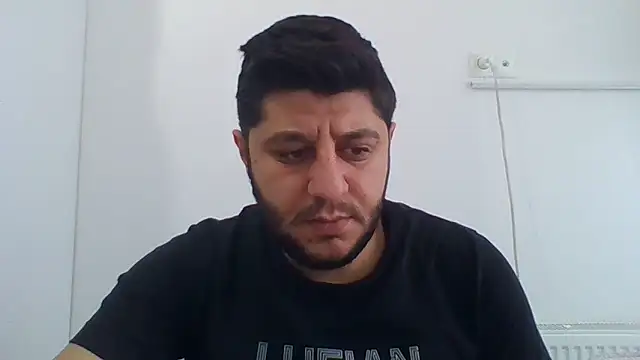 Snapshot of erkekkkadam chatting on January 2025 05:51:01 AM erkekkkadam online show from January 2025 05:51:01 AM