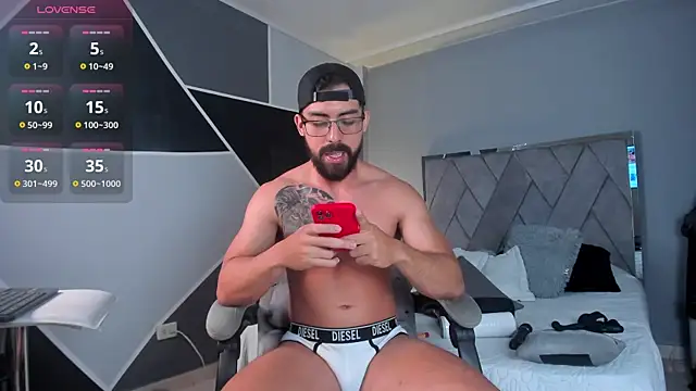 Markbrown online show from January 2025 06:35:01 PM