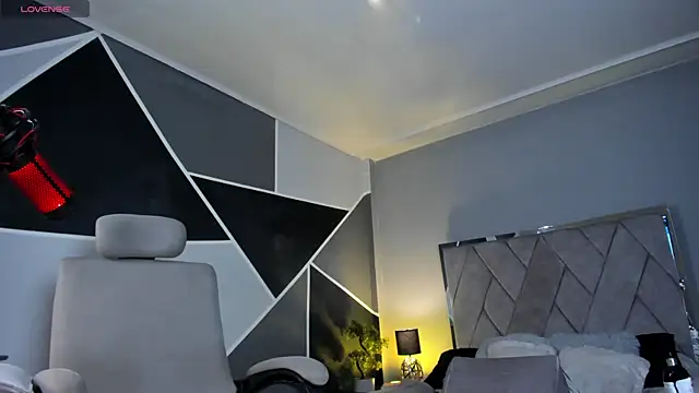 Markbrown online show from March 2025 01:05:02 AM