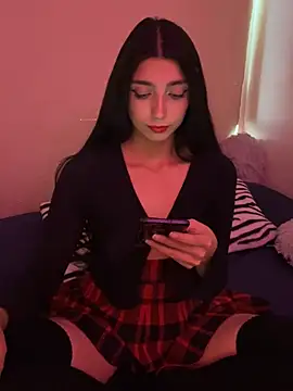 Felicia smok3 online show from February 2025 10:46:01 AM