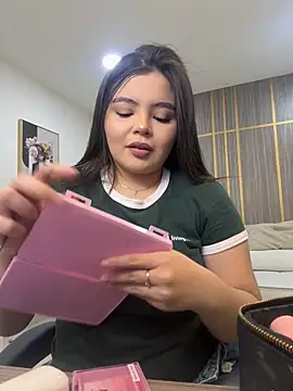 IsabellaAllen online show from May 2026 10:06:01 PM