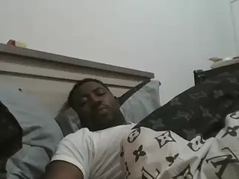 Snapshot of Tonton1988 chatting on February 2025 10:26:01 AM Tonton1988 online show from February 2025 10:26:01 AM