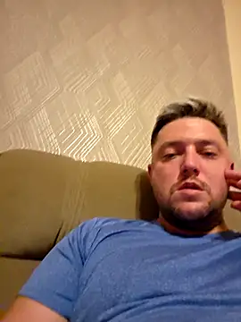 frank08011 online show from March 2026 11:19:01 PM