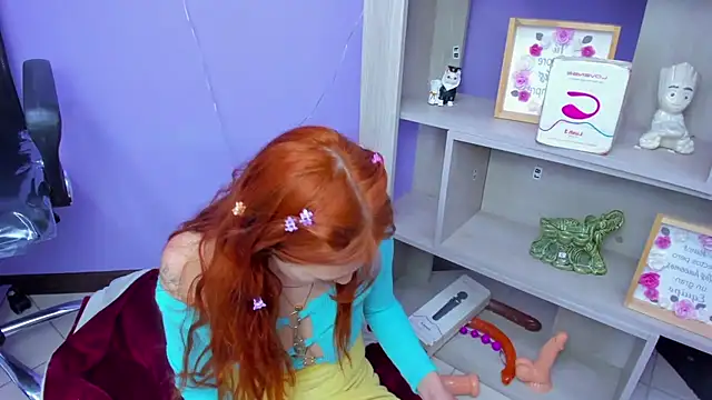 HornySlut69  online show from December 2024 09:31:01 AM