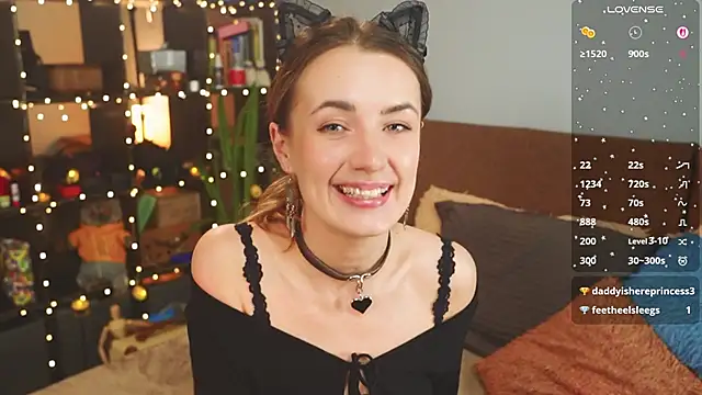 Snapshot of bananya_kitty chatting on February 2026 08:25:02 PM bananya kitty online show from February 2026 08:25:02 PM