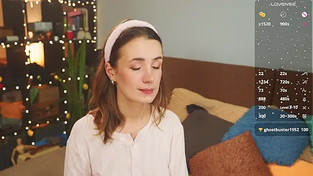 Snapshot of bananya_kitty chatting on February 2026 08:50:01 PM bananya kitty online show from February 2026 08:50:01 PM