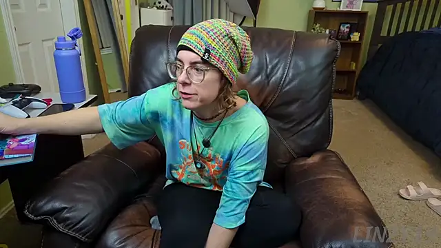 Linzy 19 online show from December 2024 02:35:02 AM