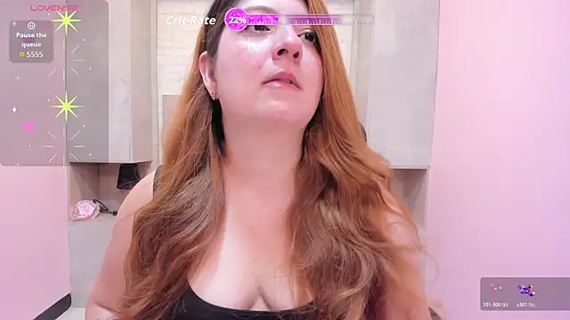 Snapshot of tinaclark_ chatting on April 2026 05:08:02 PM tinaclark online show from April 2026 05:08:02 PM